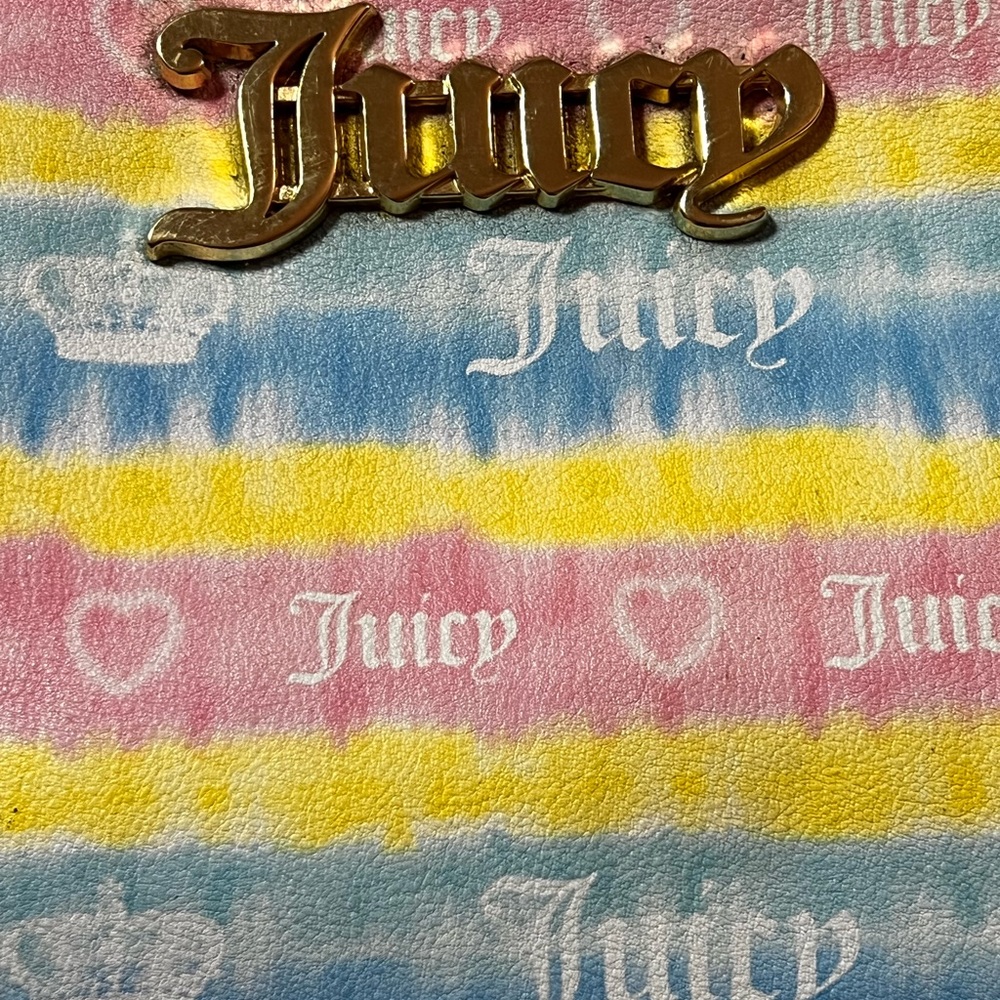 Used Juicy Couture wristlet.